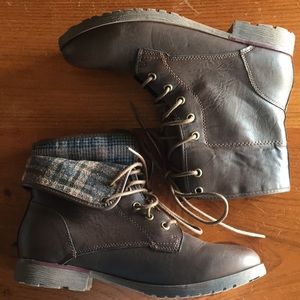 Rock & Candy Brown Boots